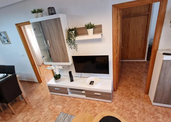 La Plaza * Τορεβιέχα